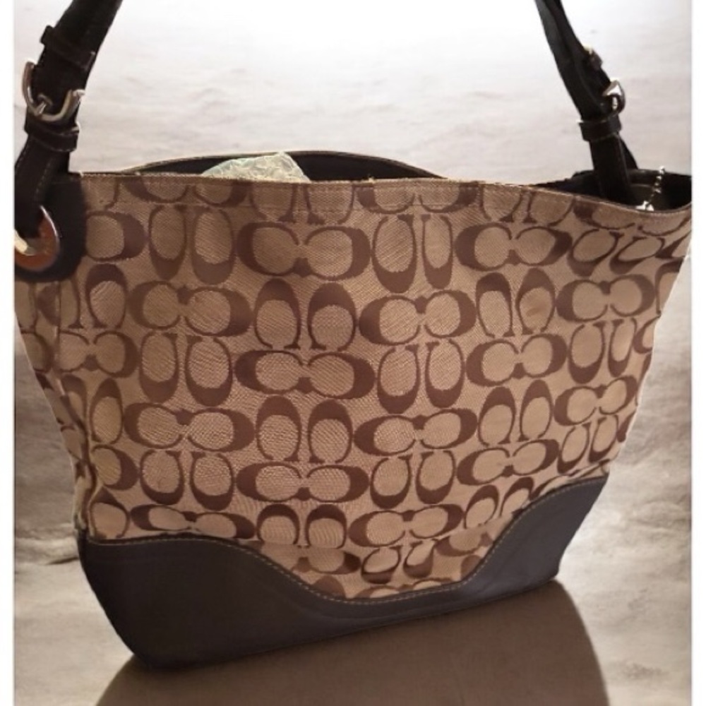 Classic Coach Shoulder Signature Brown  and Black Jacquard Bag
